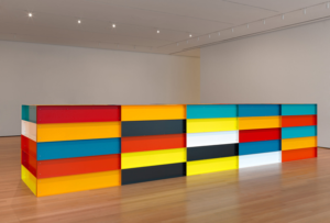 Caption: Donald Judd saw his own works and many of his contemporaries as occupying a hybrid space that was neither painting nor sculpture. Donald Judd, Untitled, 1991. (Source: Wikimedia Commons. CC-4.0)