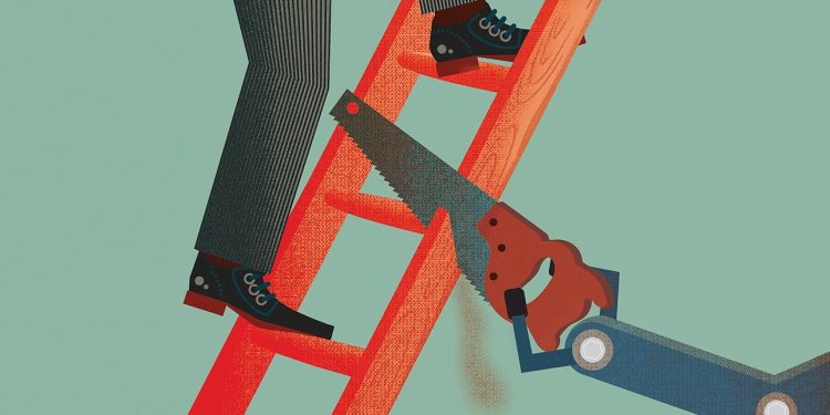 هل نبالغ في الثقة بالذكاء الاصطناعي؟ | من «MIT SMR»