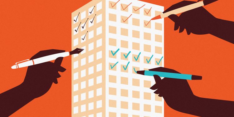 هل ستدعو الموظفين للمشاركة في التصويت على الاتجاه الاستراتيجي؟ | من «MIT SMR»